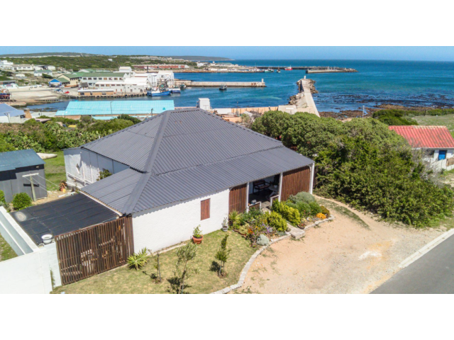 <!--[if BLOCK]><![endif]--> 4  Strand Street, Gansbaai, Gansbaai <!--[if ENDBLOCK]><![endif]-->